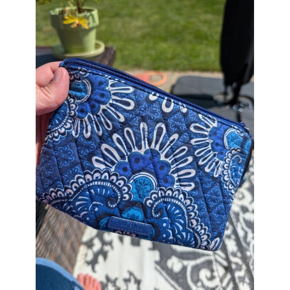 Vera‎ Bradley ALEX Wallet Blue Tapestry Wristlet Organize Wallet